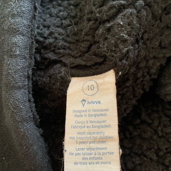 Ivviva Lululemon Fleece Lined Sweater - Picture 4 of 6